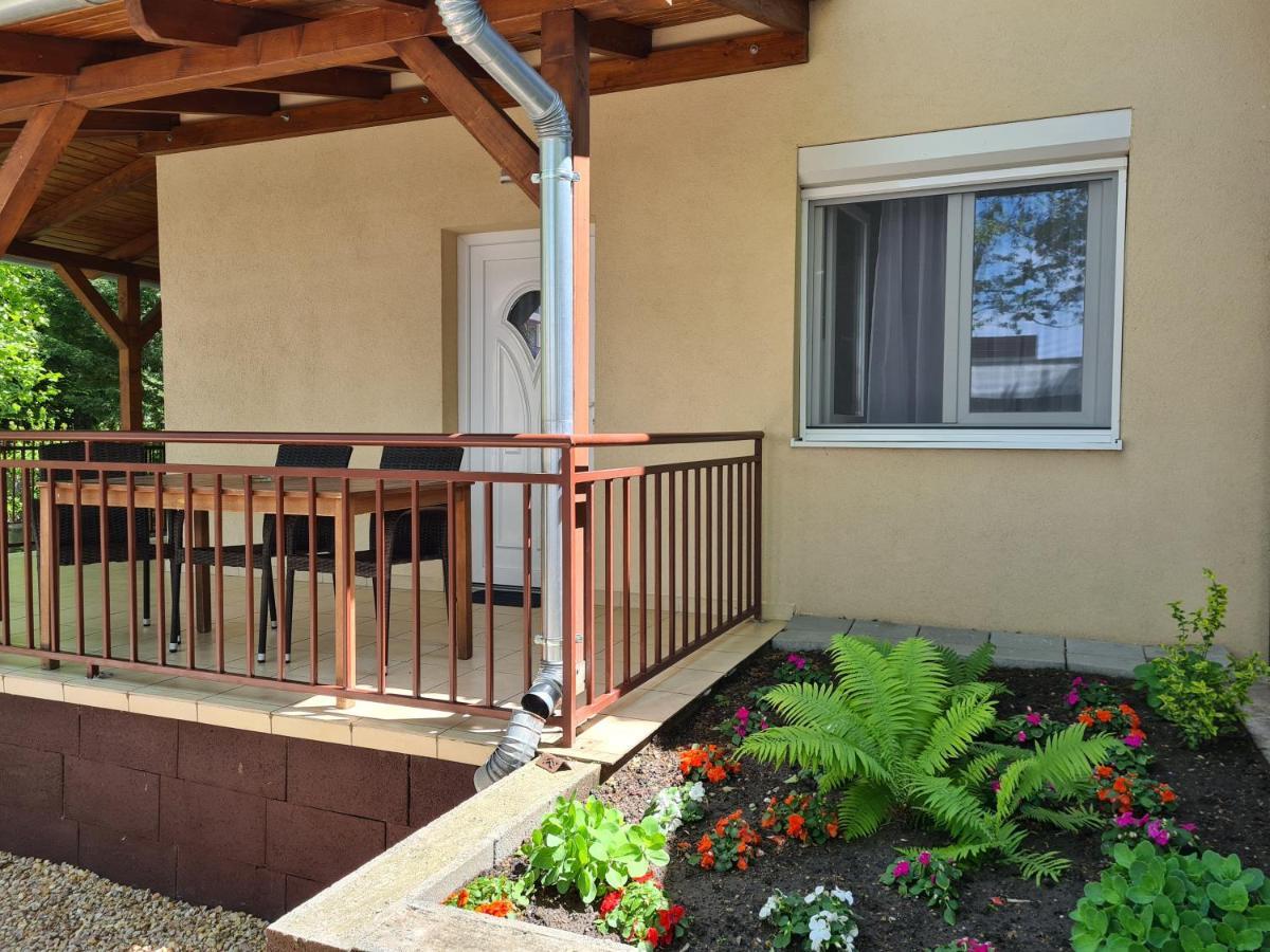 Tancsics Vendeghaz Hotel Siofok Bagian luar foto