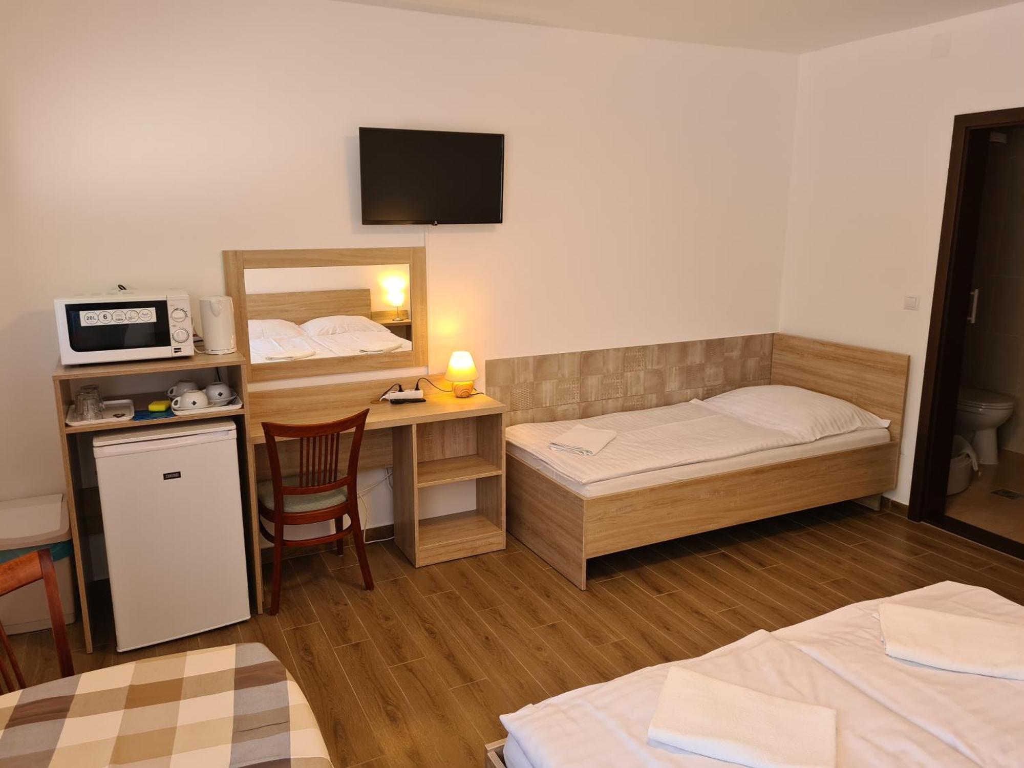 Tancsics Vendeghaz Hotel Siofok Ruang foto