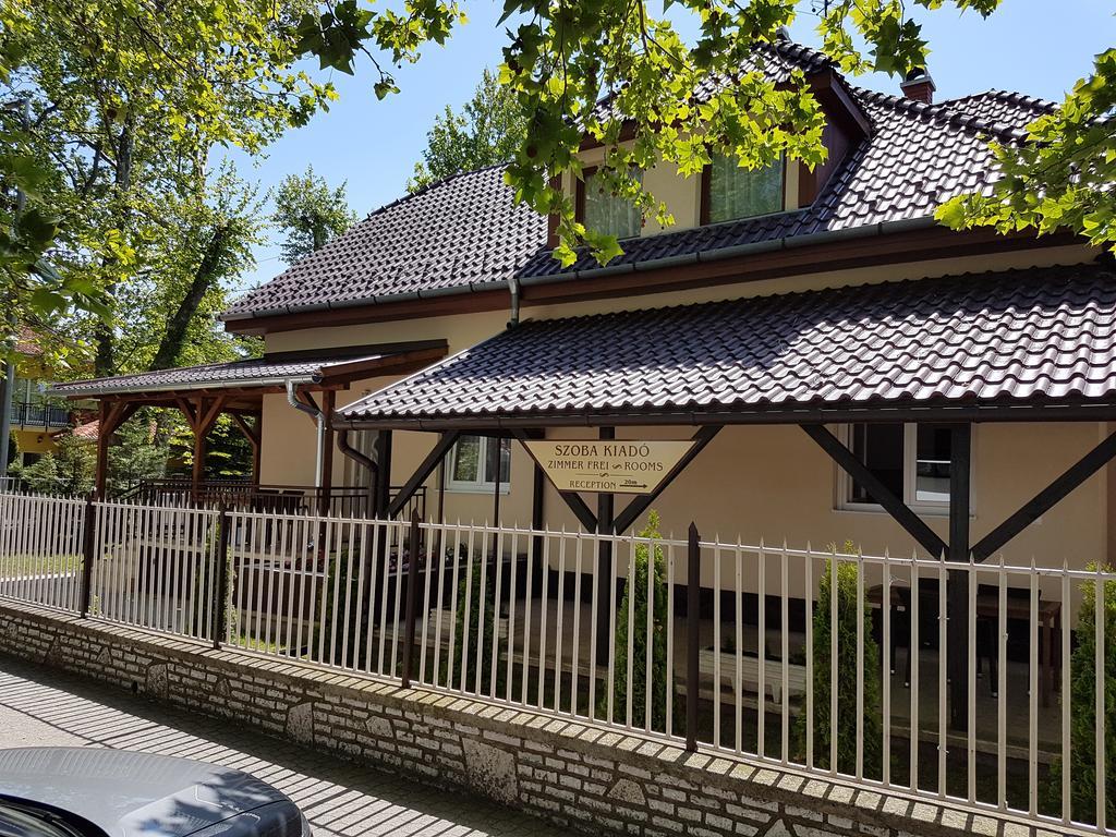 Tancsics Vendeghaz Hotel Siofok Bagian luar foto
